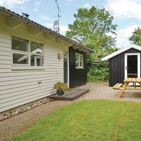 Two-bedroom Holiday In Ebeltoft