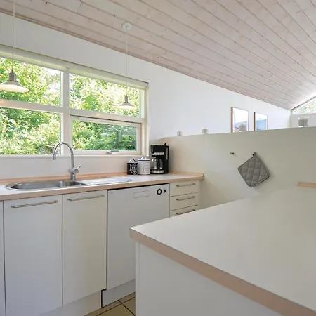 Two-bedroom Holiday In Tatil Evi Ebeltoft