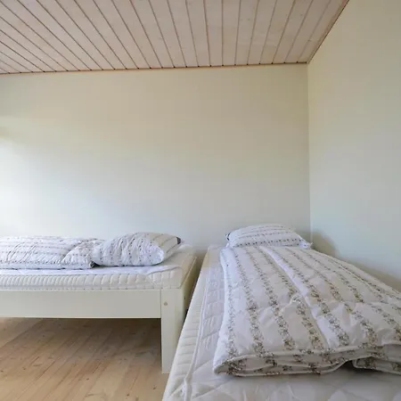 Two-bedroom Holiday In Tatil Evi Ebeltoft