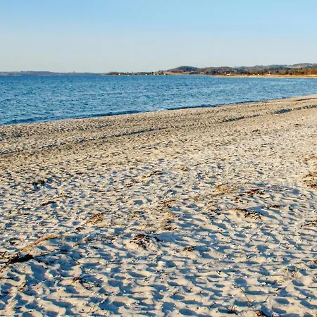 Two-bedroom Holiday In Ebeltoft