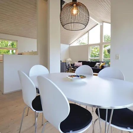 Two-bedroom Holiday In Ebeltoft